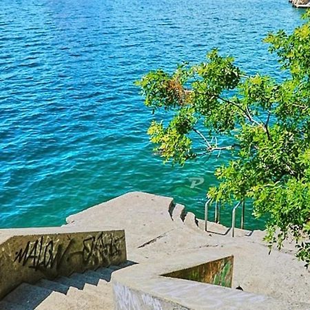 Rijeka Fiorino Apartment Bagian luar foto